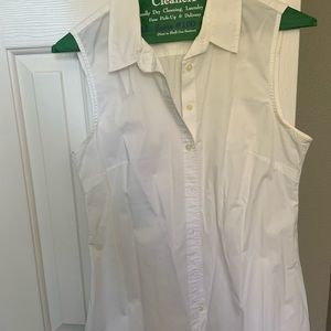 White Banana Republic Short Sleeve Button Down